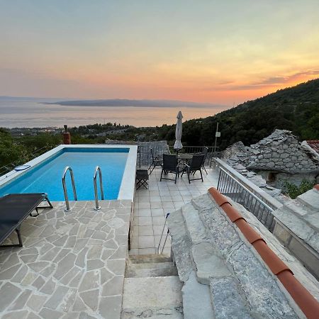 Villa Kristina - Ferienhaus Baska Voda - Topici, Private Outdoor Swimmingpool, Wifi מראה חיצוני תמונה